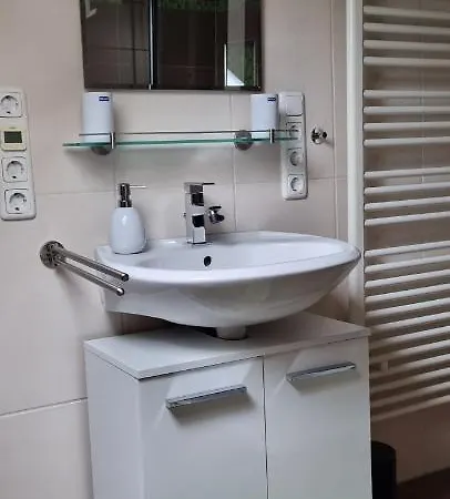 Monika Apartment *